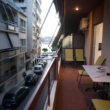 Cozy Apartment With Sea View Next To Marina Zeas Pireu Exterior foto